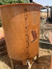 Tino in vetroresina per conservazione vino 800L