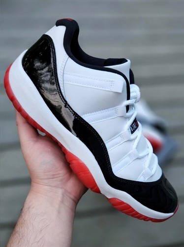 Nike air jordan retro - xi,