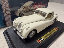 Bburago Jaguar XK120 Coupé