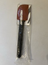 AZ65 Tupperware Saucy Silicone