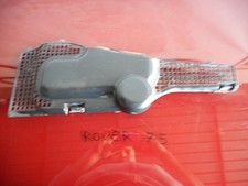 PLASTICA GOCCIOLATOIO SOTTO PARABREZZA ROVER 75 LATO DX 99-04