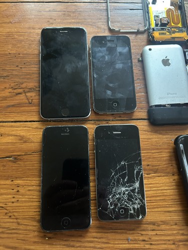 Iphones for parts lot - parts,