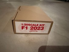 Raro kit multimediale Model