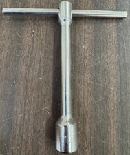 Chiave corta a T esagonale