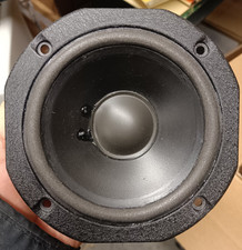 1 x JBL 705 G midrange per JBL