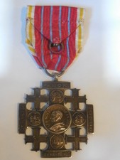 Vaticano croce per i