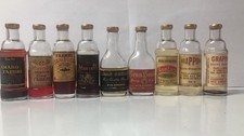 9 mignon vintage di liquore