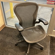 Herman Miller Aeron Office
