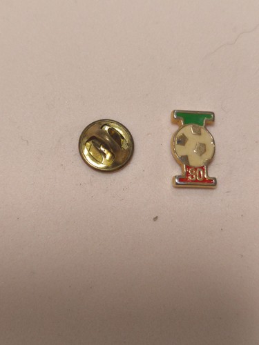 Distintivo pin badge - distintivo, italia