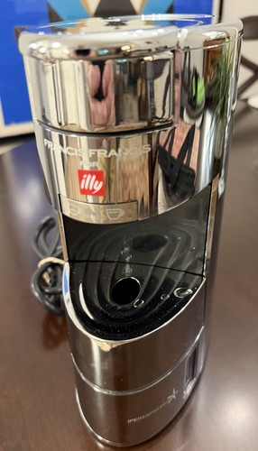 Francis per illy - francis,