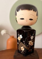 Kokeshi Bambola Kimono Donna
