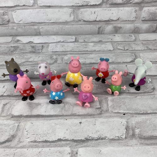Peppa pig figures rotating - peppa,