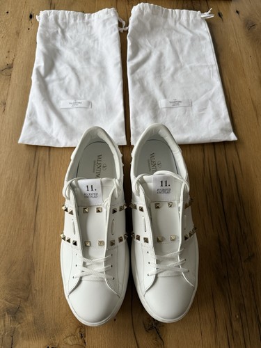 Valentino garavani sneakers - valentino,