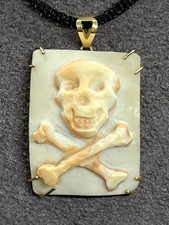 Ciondolo Cammeo Teschio In
