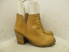 Stivaletti Kenneth Cole