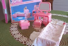 Barbie dream furniture - , camera