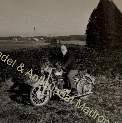 Orig foto uomo moto 1950 - foto,