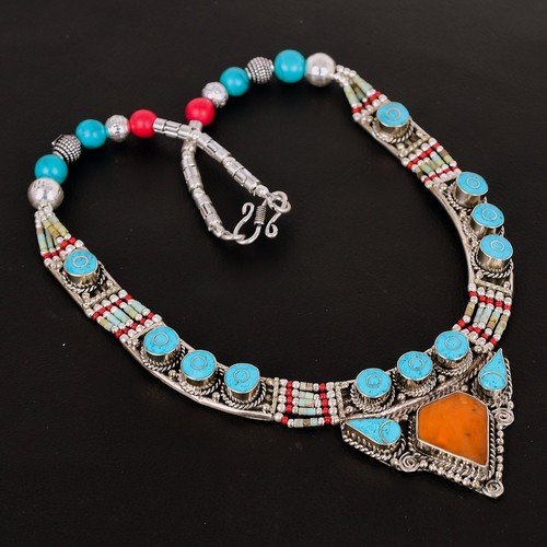 Collana nepalese etnica