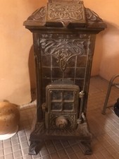 Magnifica stufa in ceramica e legno marca Godin, epoca 1890-1905