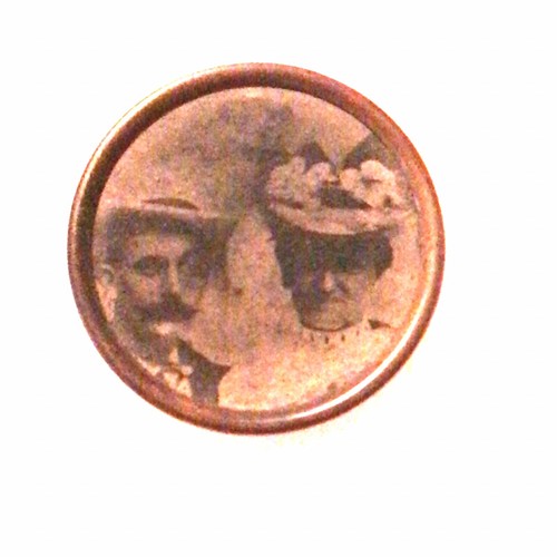 Antica spilla bottone lutto