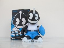 Kidrobot kid neutron 2012 - neutron, 7"