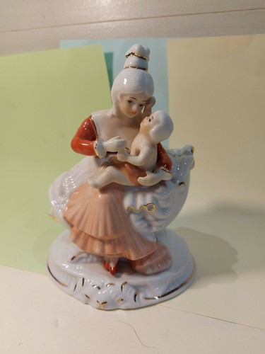 Statuina porcellana di - statuina,