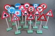 LOTTO 17 CARTELLI STRADALI DIDATTICI IN LEGNO * SEGNALI GIOCATTOLO EDUCATIVO