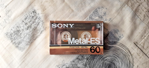Sony metal 1986 tape - ,