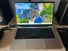 compiuter portatile usati marca cina  colore grigio 