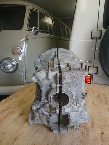 Maggiolino basamento carter - vw,