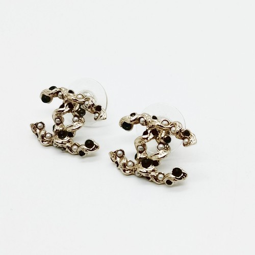 Orecchini chanel traforati - orecchini,