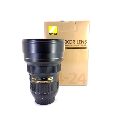 Nikon 2 8 g - 14-24/2,8,