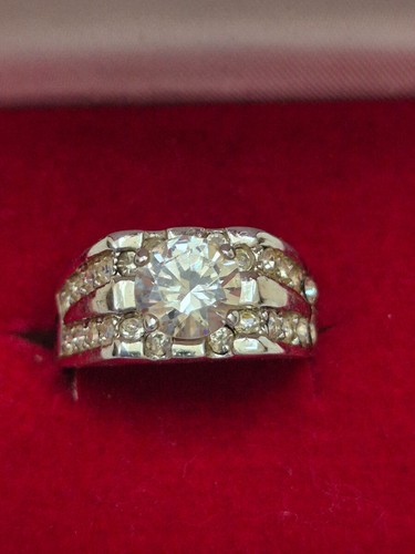 Elegante anello vintage