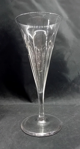 Antico bicchiere flauto