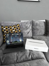 Apple MacBook Air 13 pollici