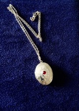 Medaglione antico argentato