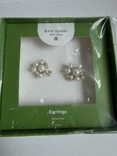 Orecchini a perno a grappolo