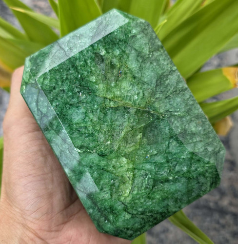 Pietra preziosa sfusa smeraldo