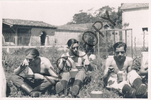Foto soldati mezzi nudi - ii,
