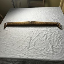 Antico giogo in legno e ferro