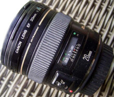 Obiettivo Canon EF 20mm f/2.8 da privato - usato, tenuto bene