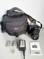 Nikon D90 fotocamera reflex digitale 12,3 MP e obiettivo 18-105 mm e accessori | numero di otturatori 13k