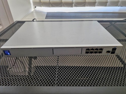 Ubiquiti unifi dream - dream, machine