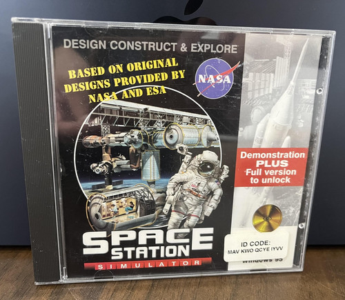 Space station simulator - space,
