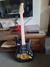 Chitarra elettrica fatta a mano ottime condizioni