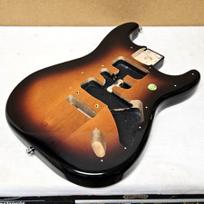 2021 Fender Player Plus Strat Body 3 toni Sunburst Stratocaster Chitarra elettrica