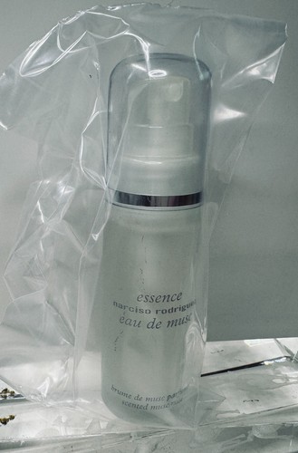 Essence eau musc narciso - essence, de