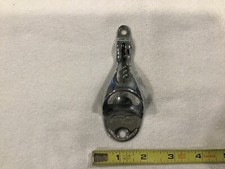 Antico Apribottiglie da Parete