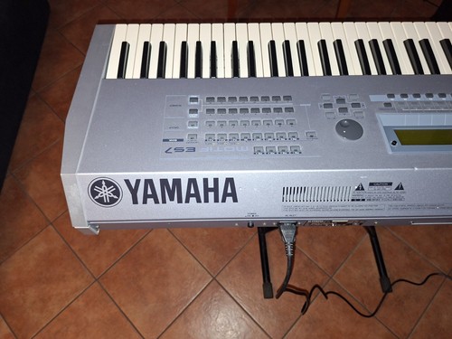 Yamaha motif es7 - motif,