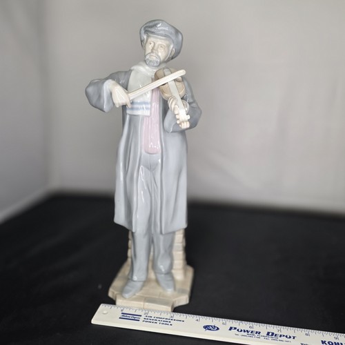 Statuina porcellana - porcellana, il